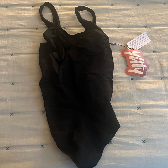 Classic Black Tuttle body suit NWT - Picture 1 of 4